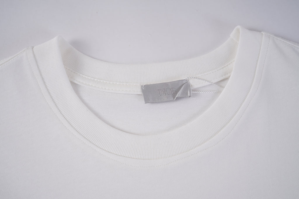 U1W25D37  Popular T-shirts