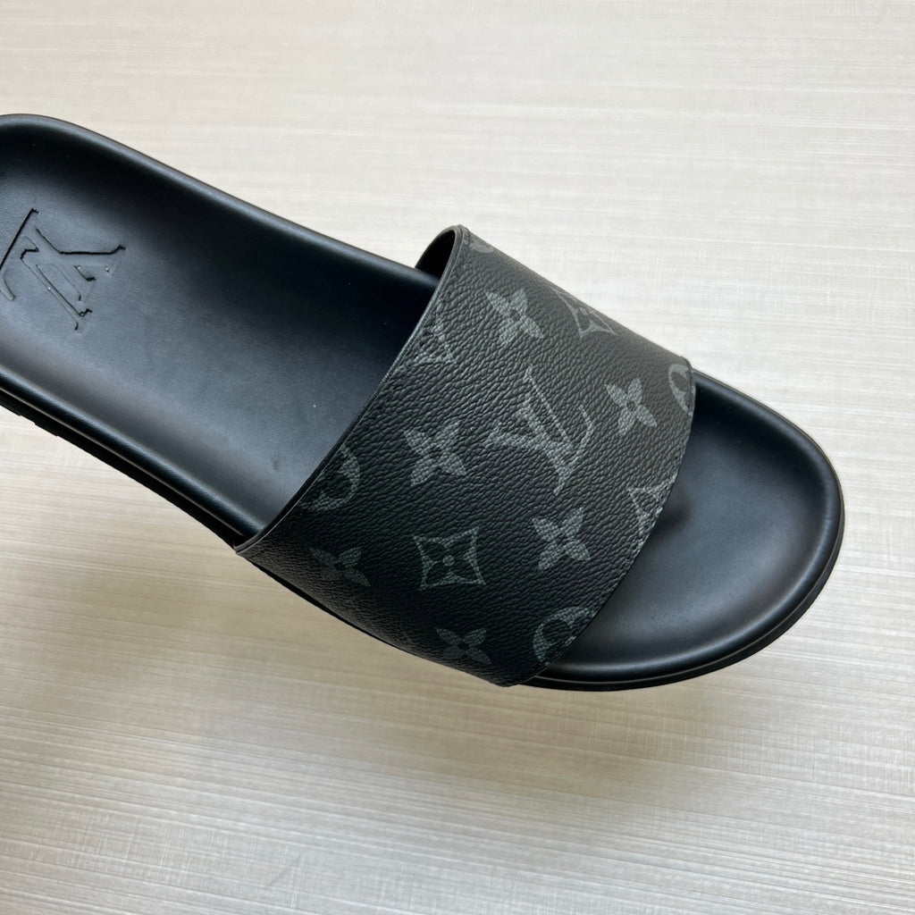 Z5ZE56 Popular slippers