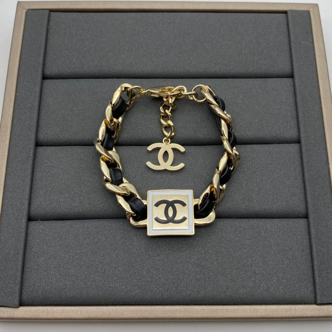 X1N63V82X  Popular    necklace bracelet earrings