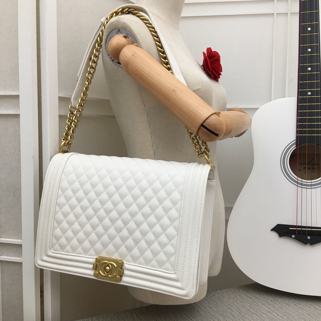 B5X121C60 Popular  leather bag 