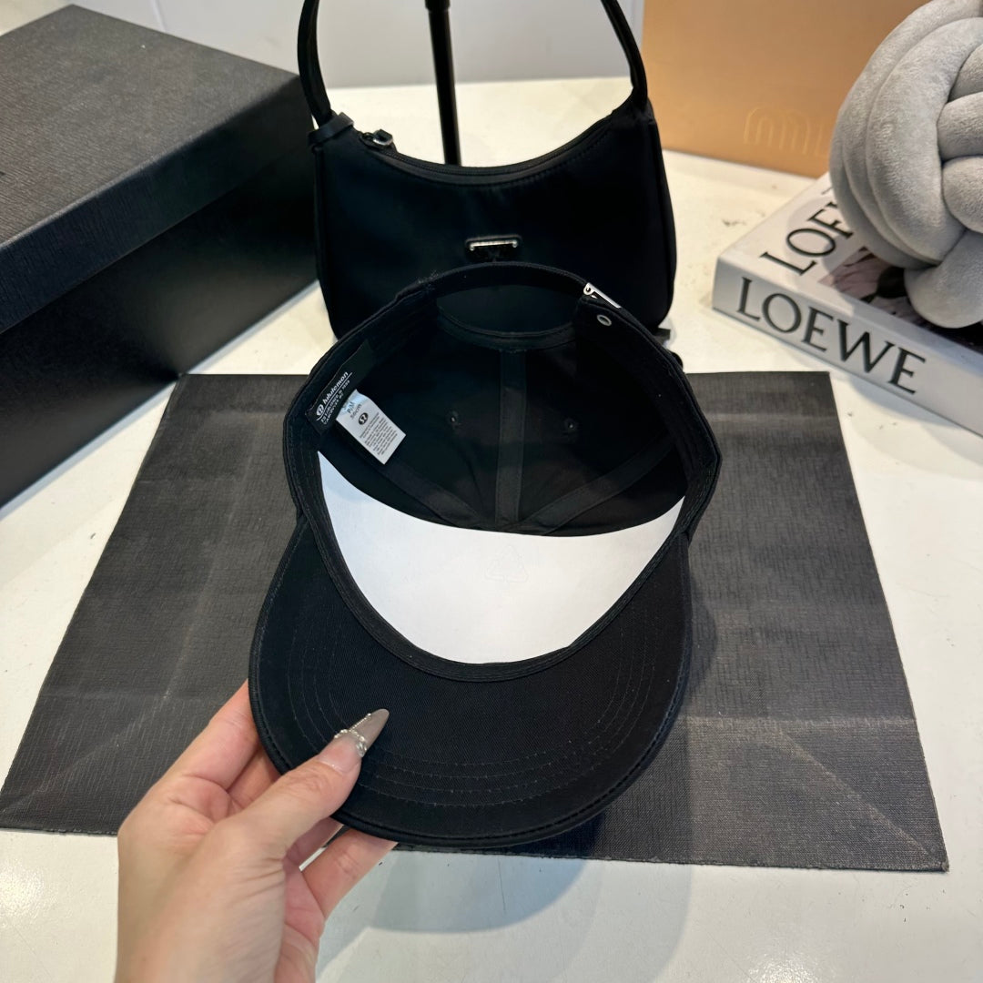 M1N65A4 Popular hats