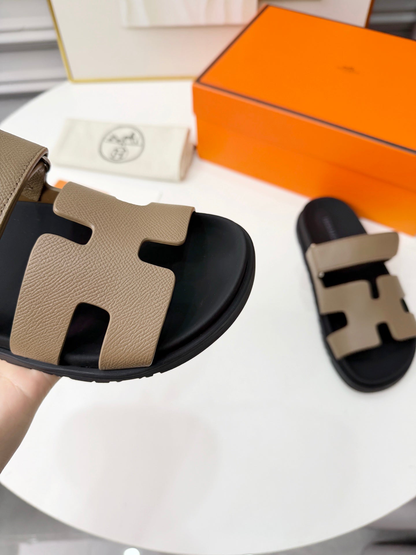 Z2P36H10 Popular high-quality Shoes