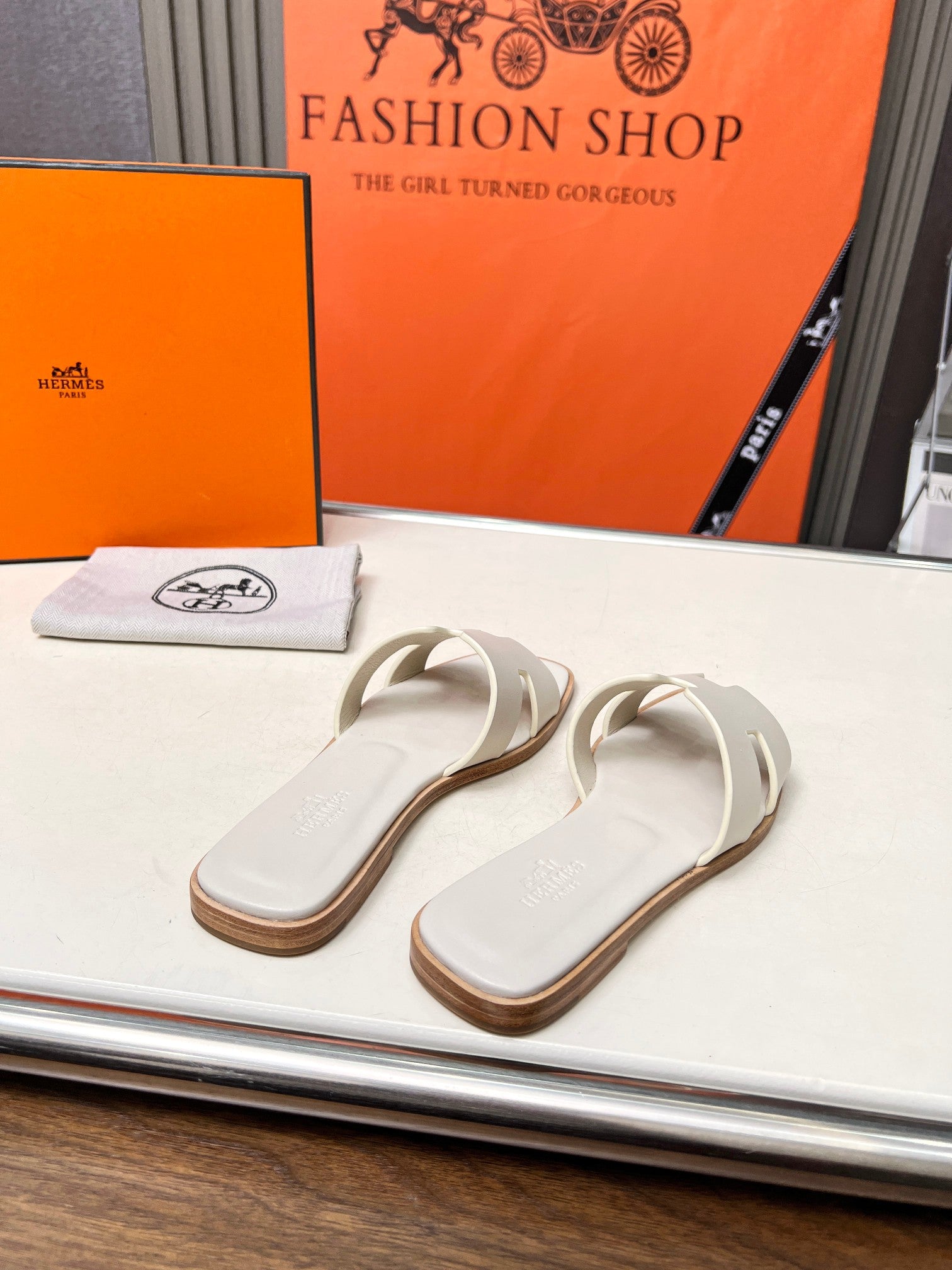Z2Z85H12  Popular leather Shoes