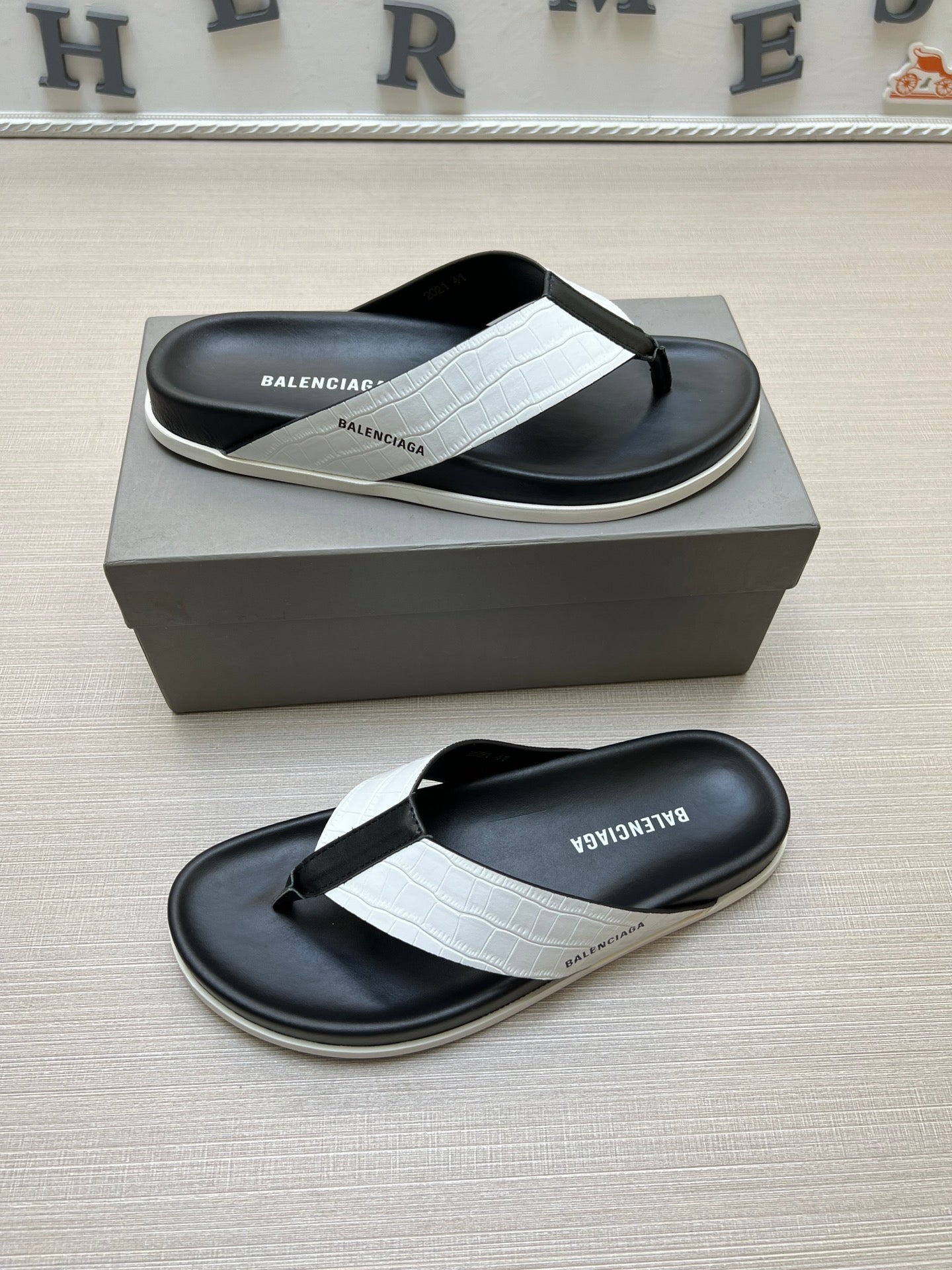 Z5ZJ98 Popular slippers