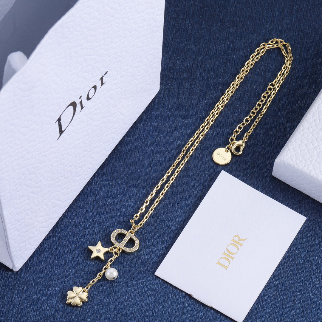 X1R75D25X Popular  Necklaces .