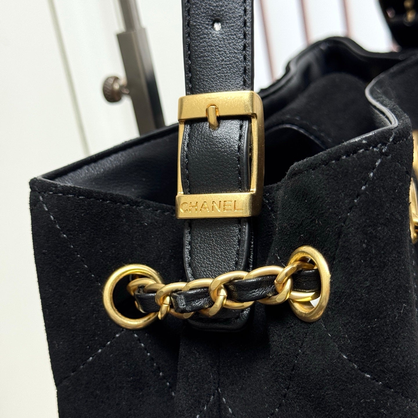 B1P46C19 Popular leather bag