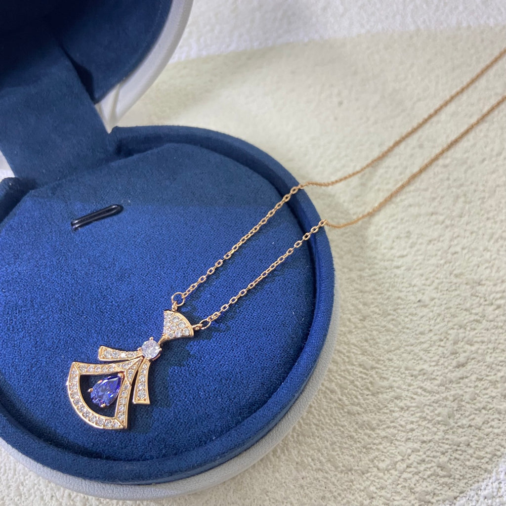 X1Q85S415X Popular Necklaces