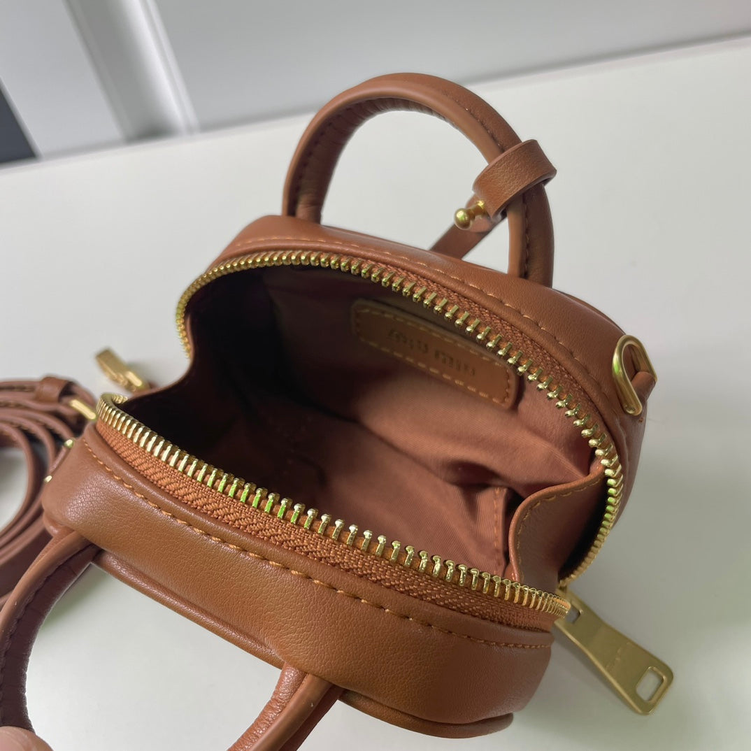 B1P46A164 Popular leather bags