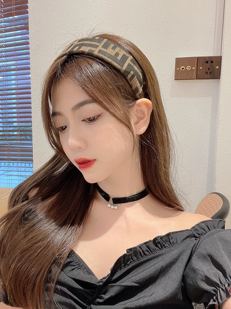 F1R65F16  Popular hair ornament