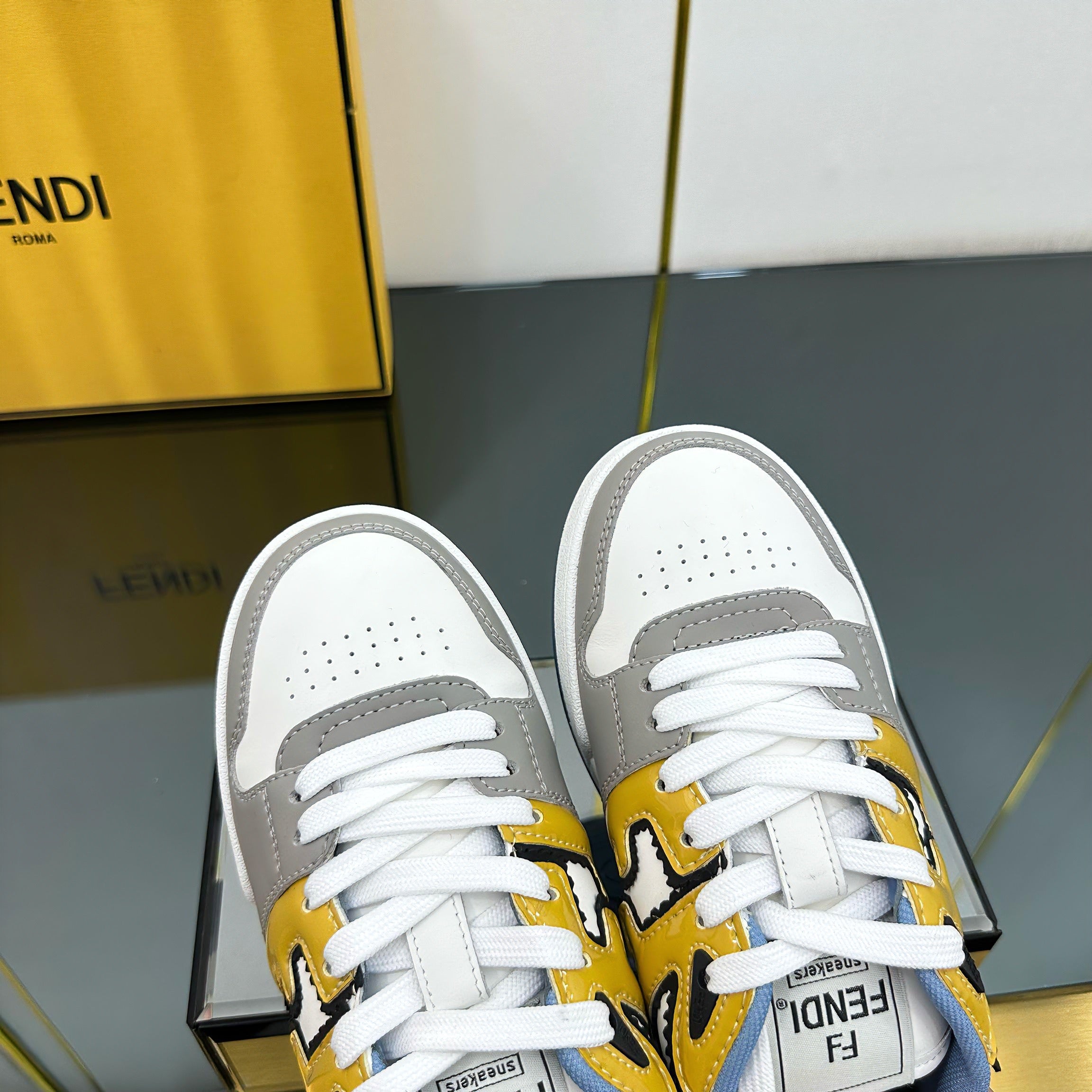 Z2Q105F419 Popular high-quality Shoes