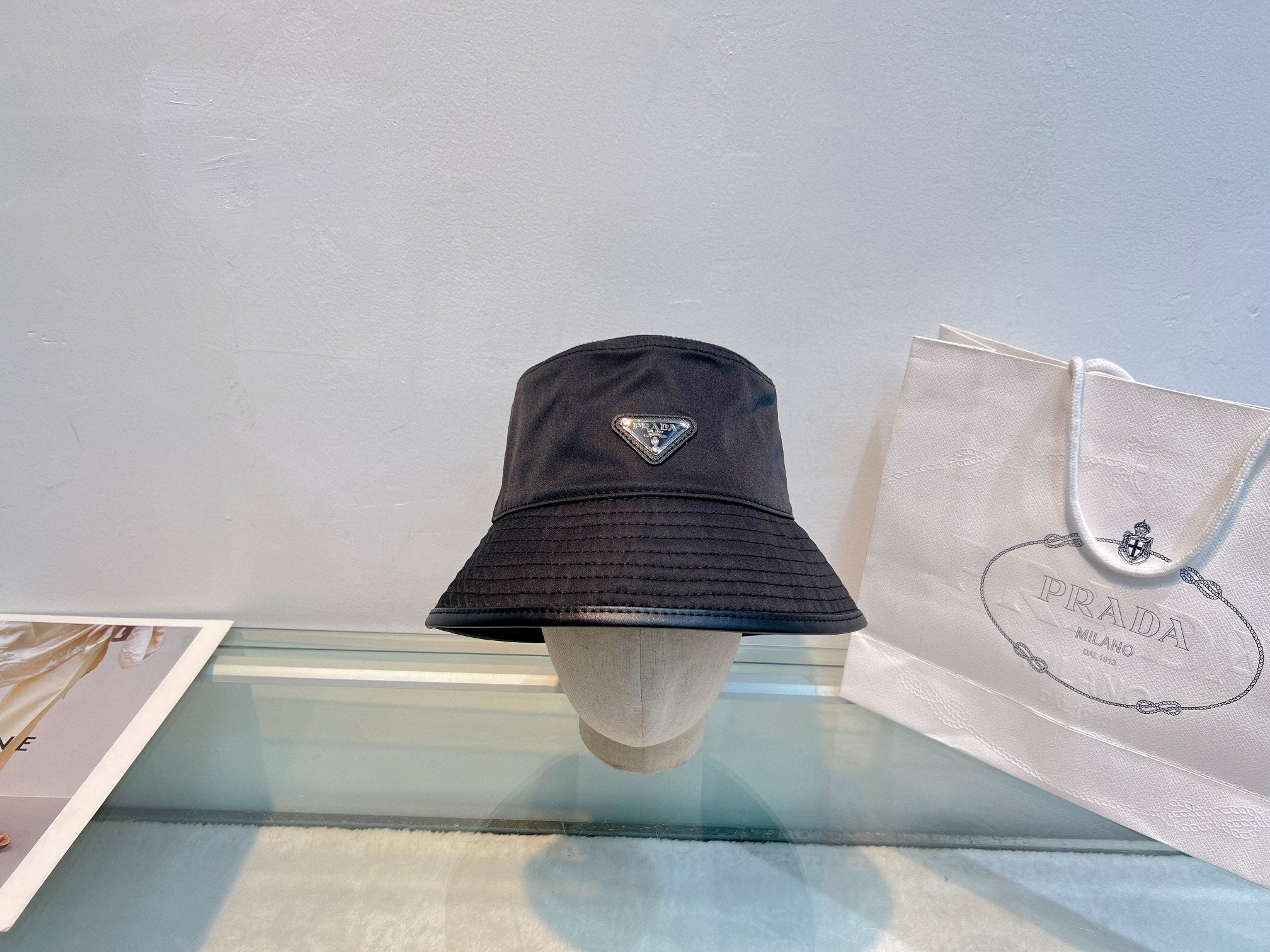 M1Z25PD499  Popular  hats