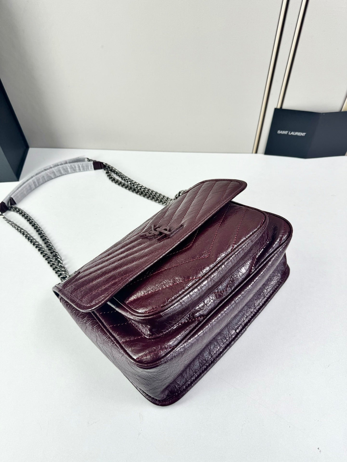 B1R76SL16 Popular leather bag