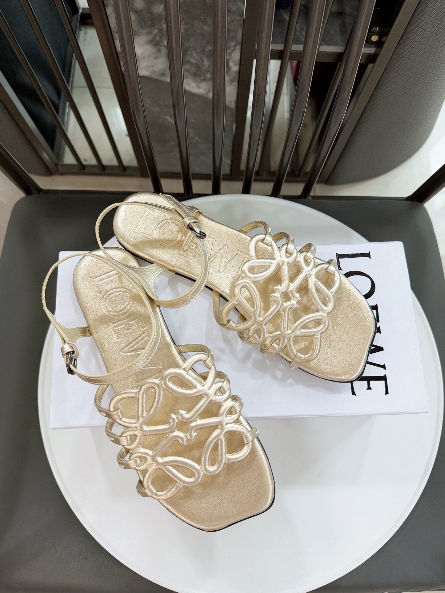Z2R76A11 Popular high-quality  leather shoes