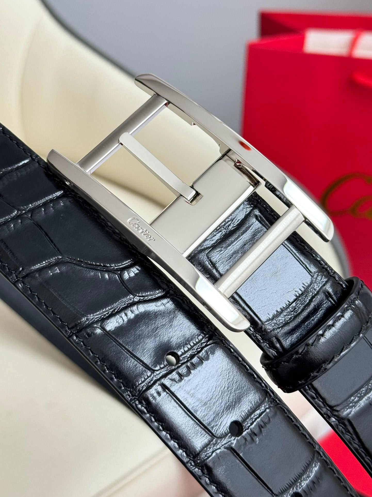 P1W15K172 Popular   High quality belt With full package