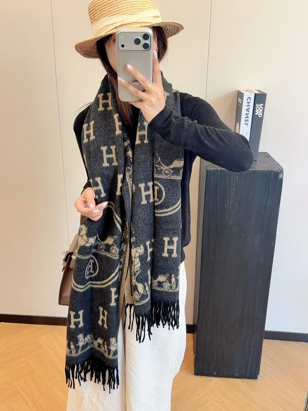 W1R86H23 Popular Winter Scarves