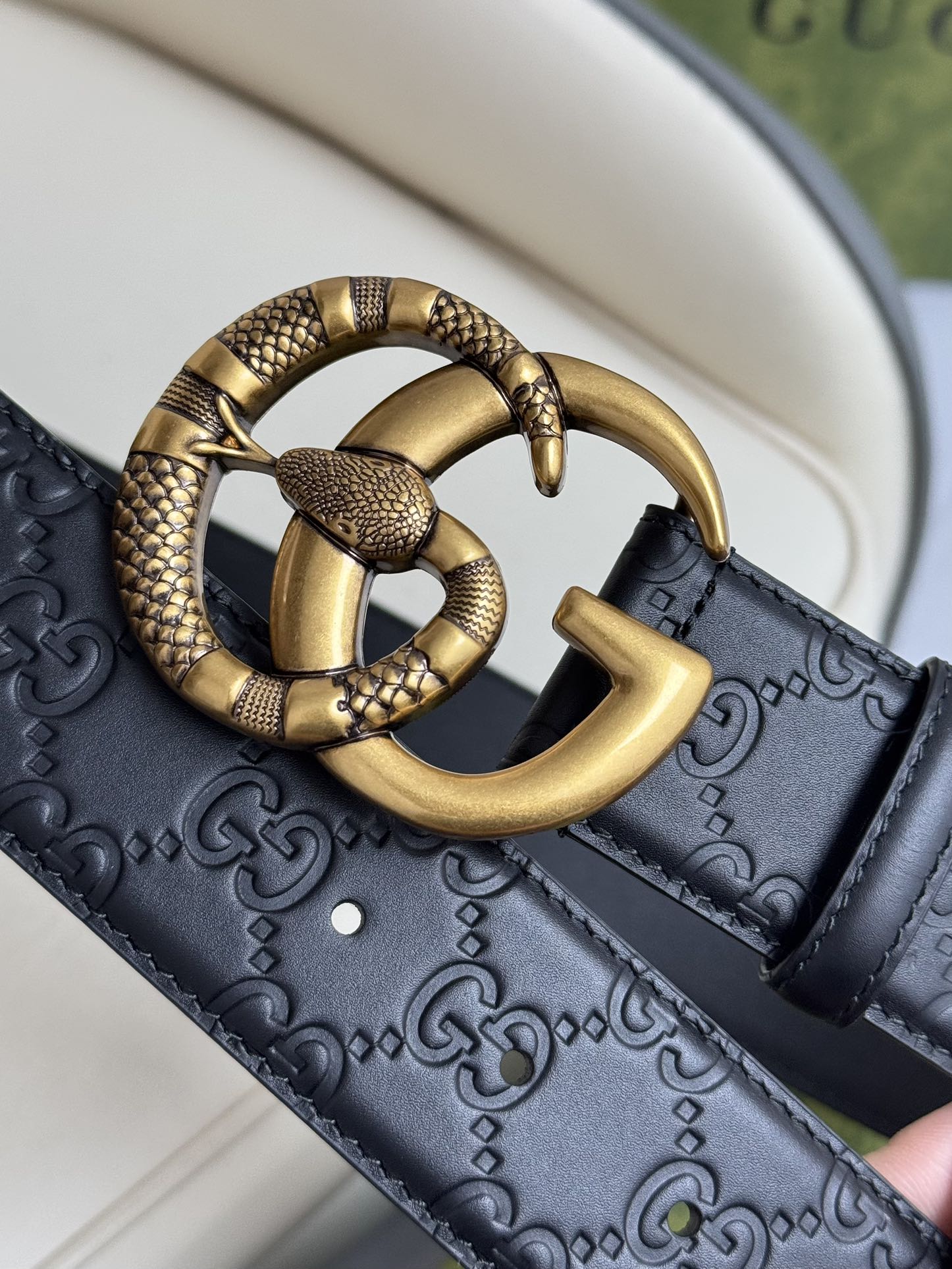 P1R55B240 Popular  High quality belt With full package