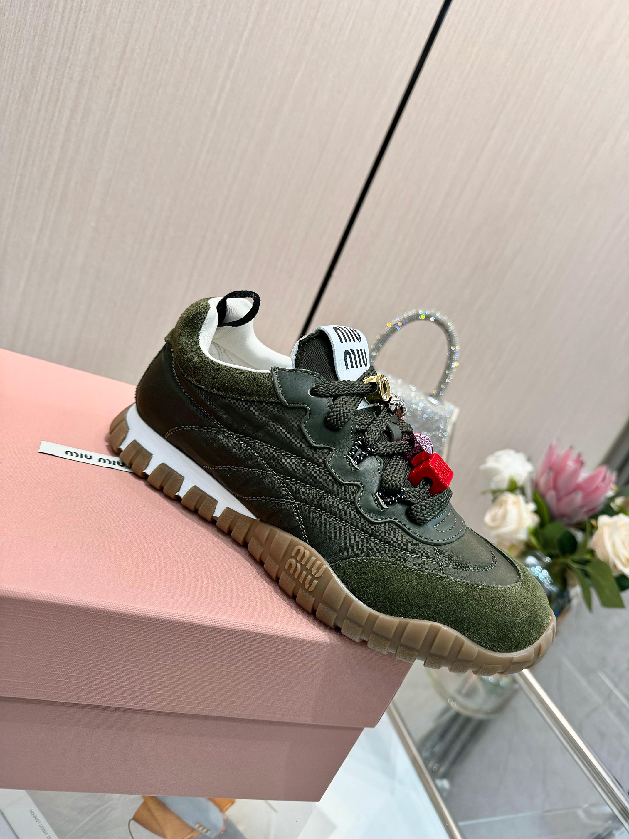 Z2Q95A17 Popular high-quality shoes