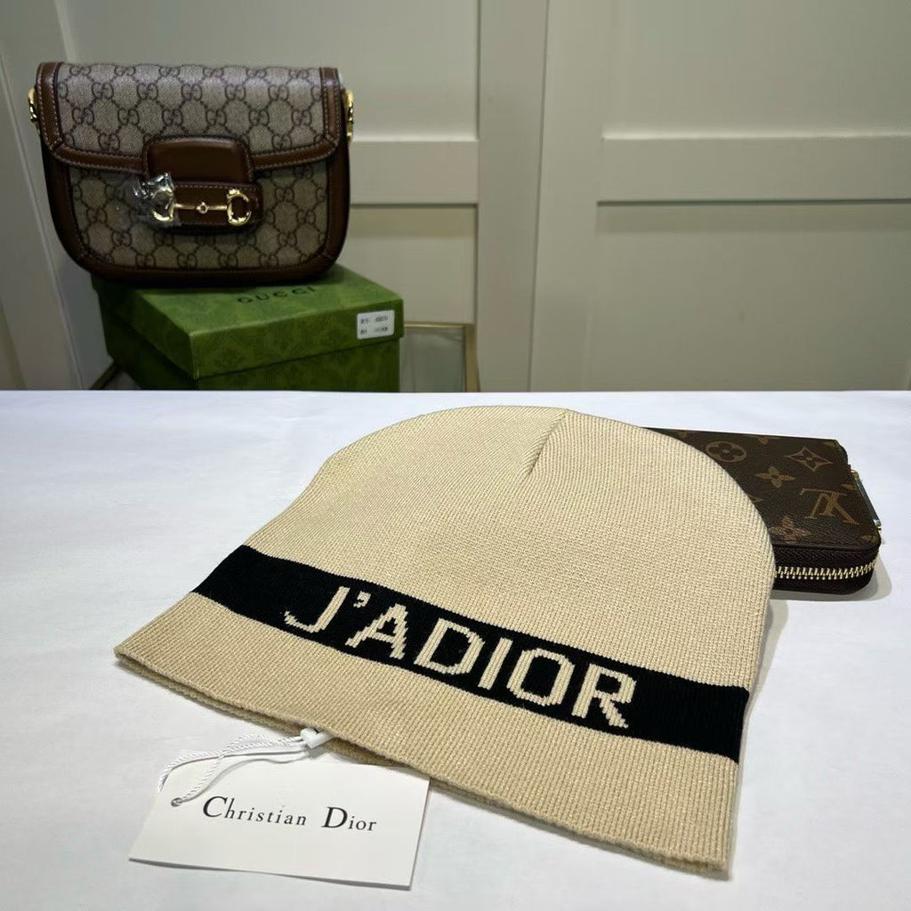 M1R86D100  Popular hats