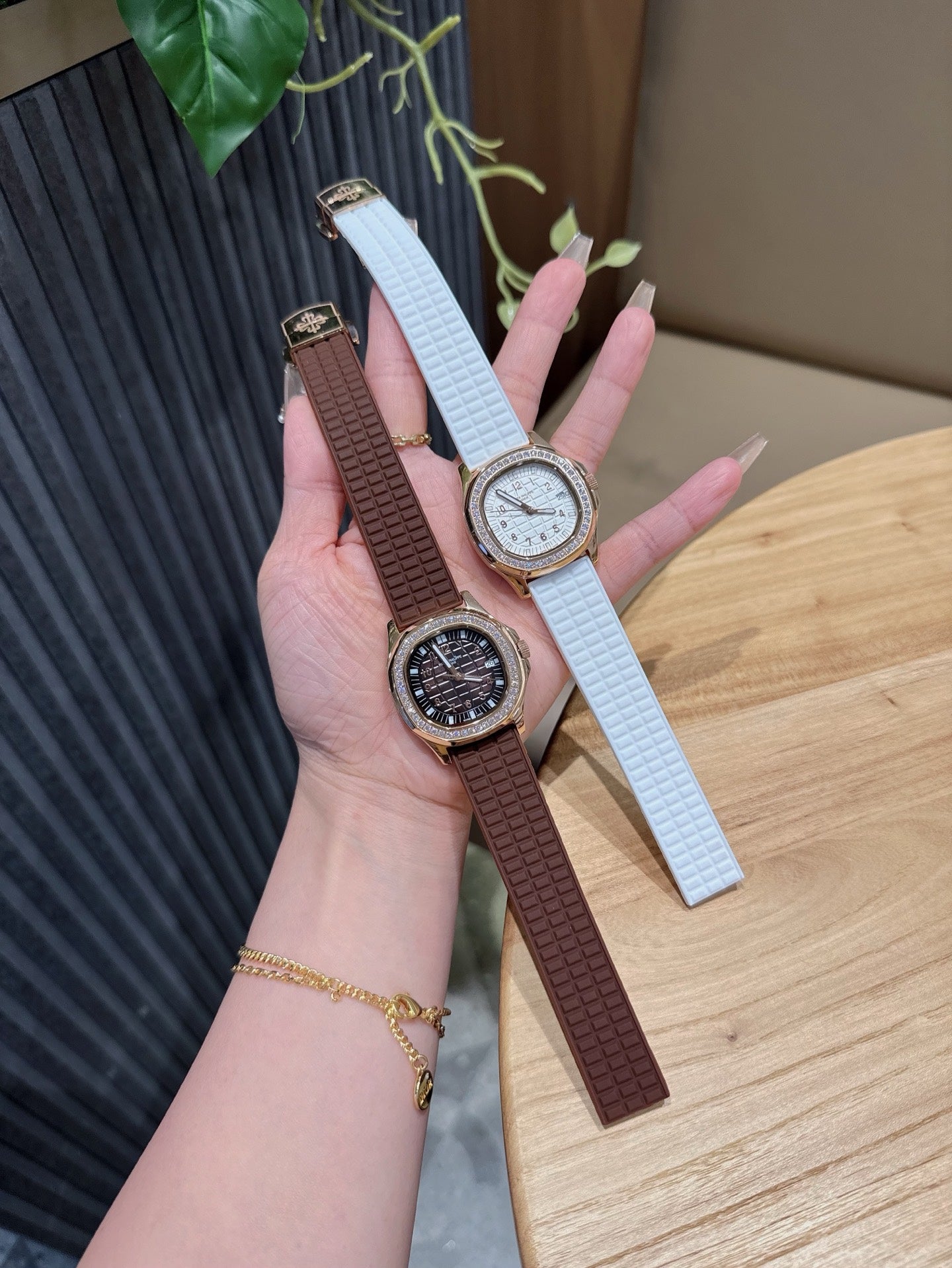 L1N36A3  Popular Watches