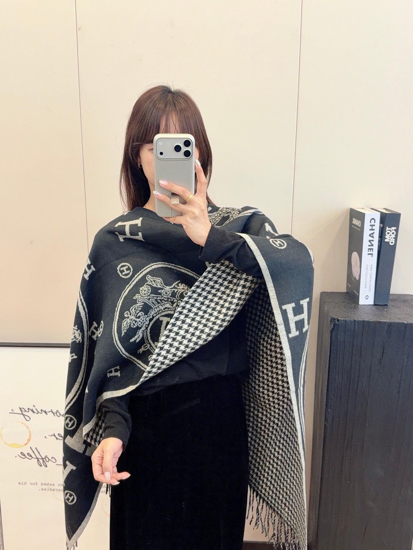 W1R86H50 Popular Winter Scarves