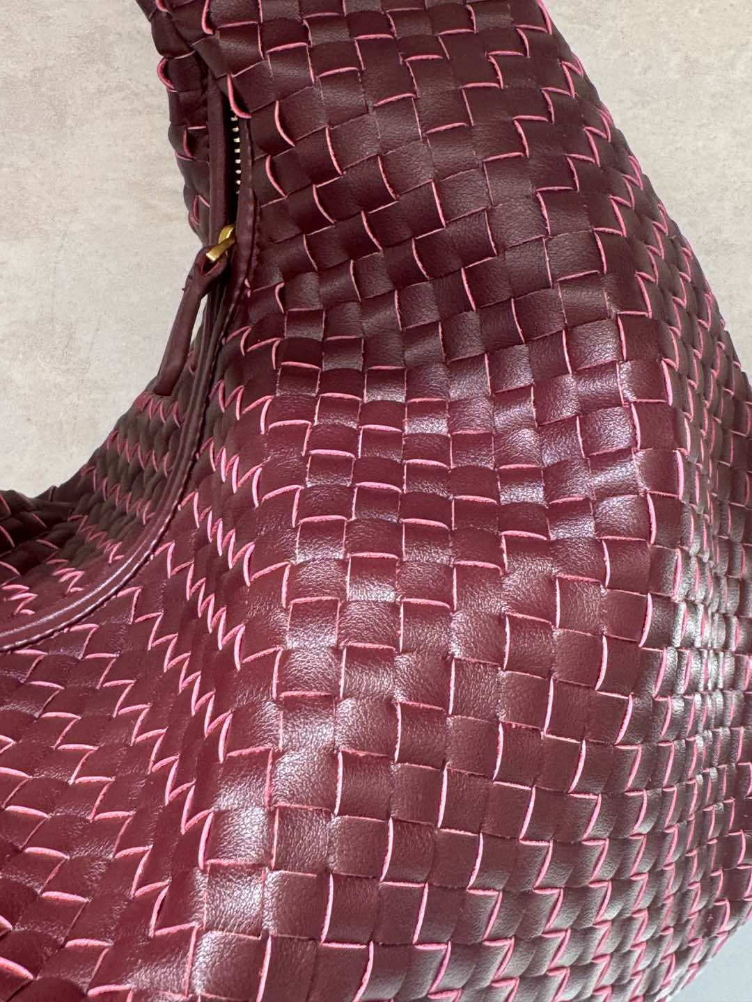 B1W35A116 Popular leather bag