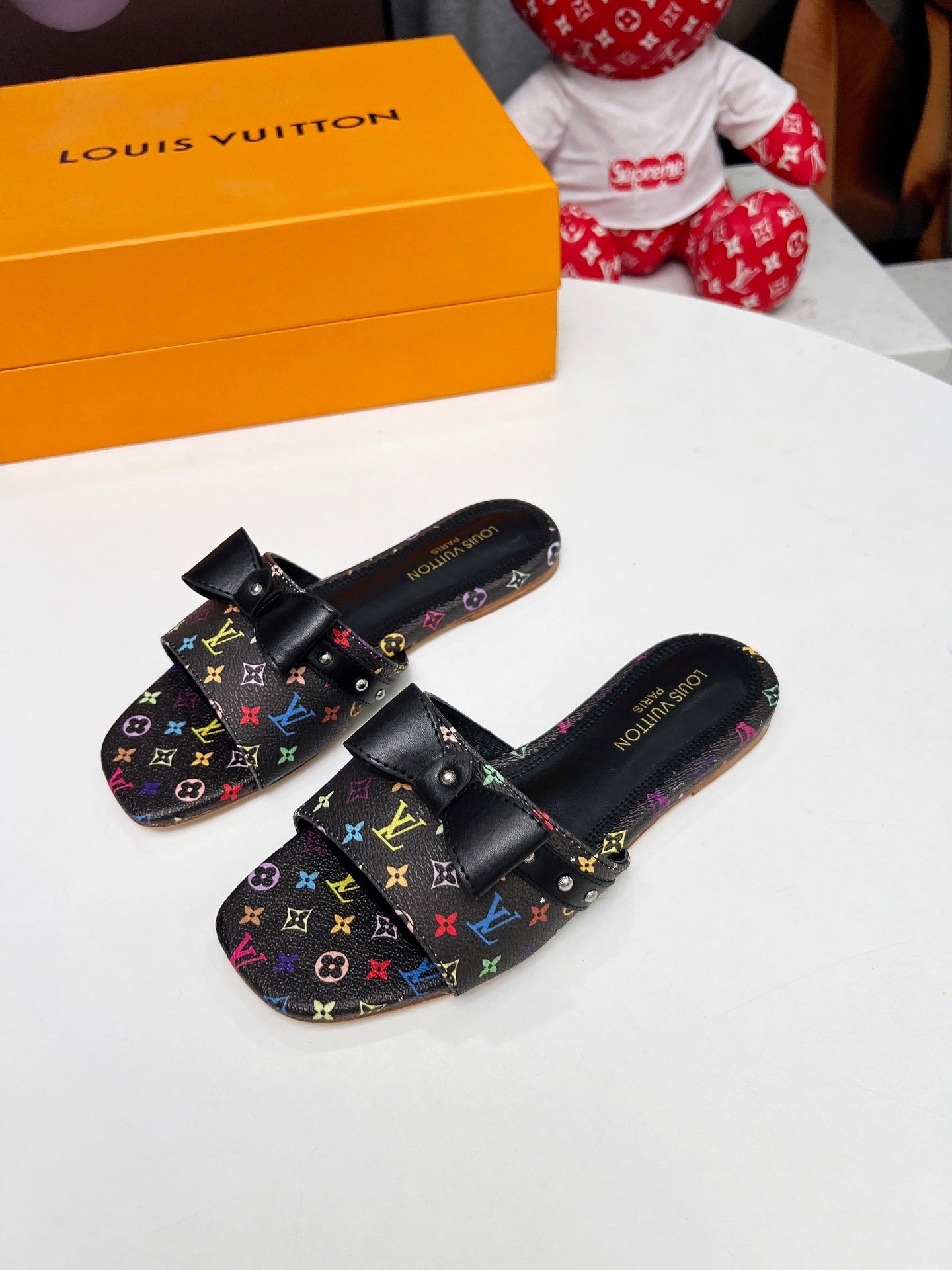 Z2R45E24 Popular leather shoes 
