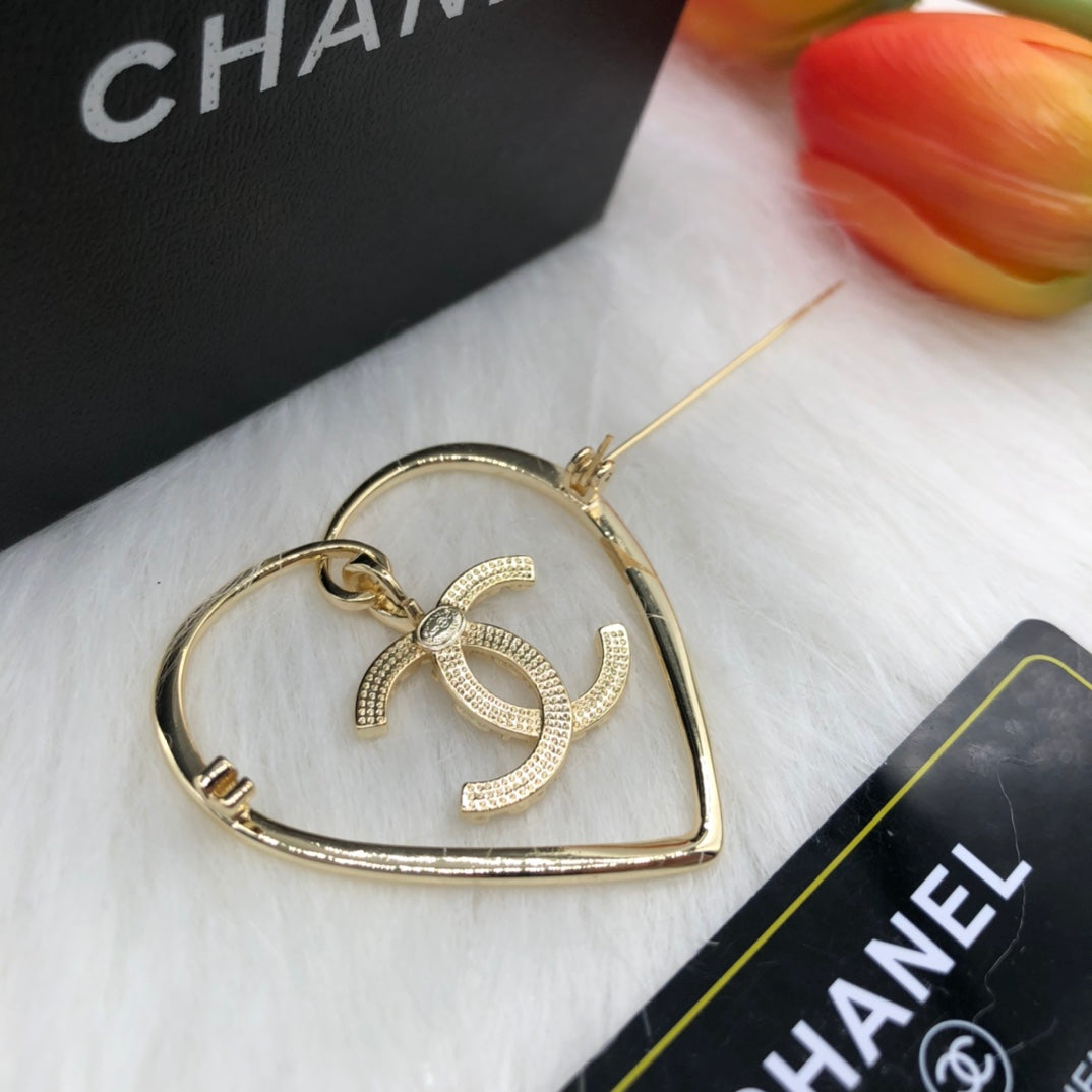 X14C851   Popular Brooch