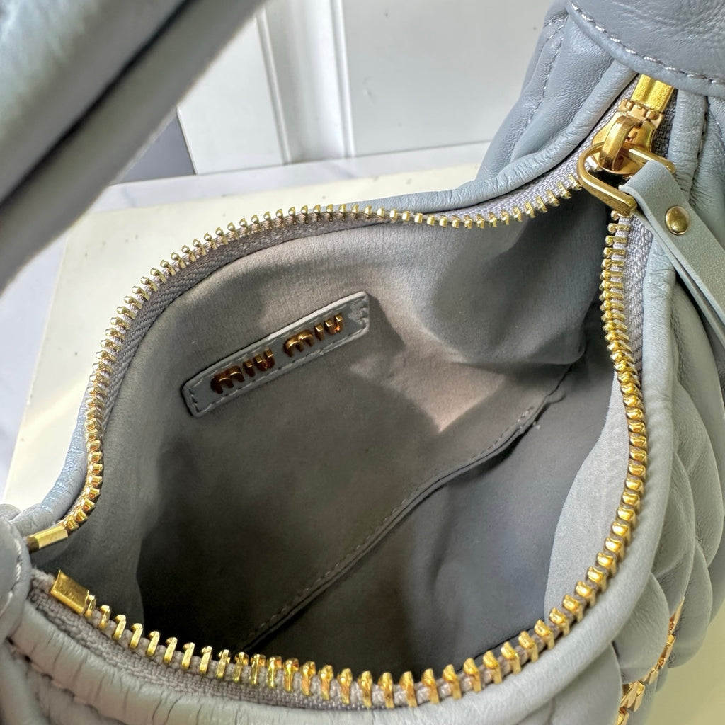 B1P46A118 Popular leather bag
