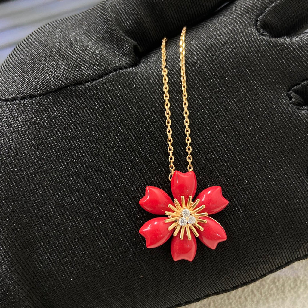X5Q85VA272X Popular Necklaces. Earrings