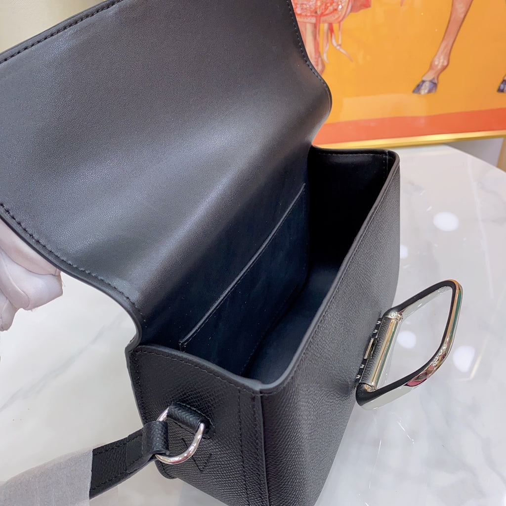B1N55H8 Popular  leather bag