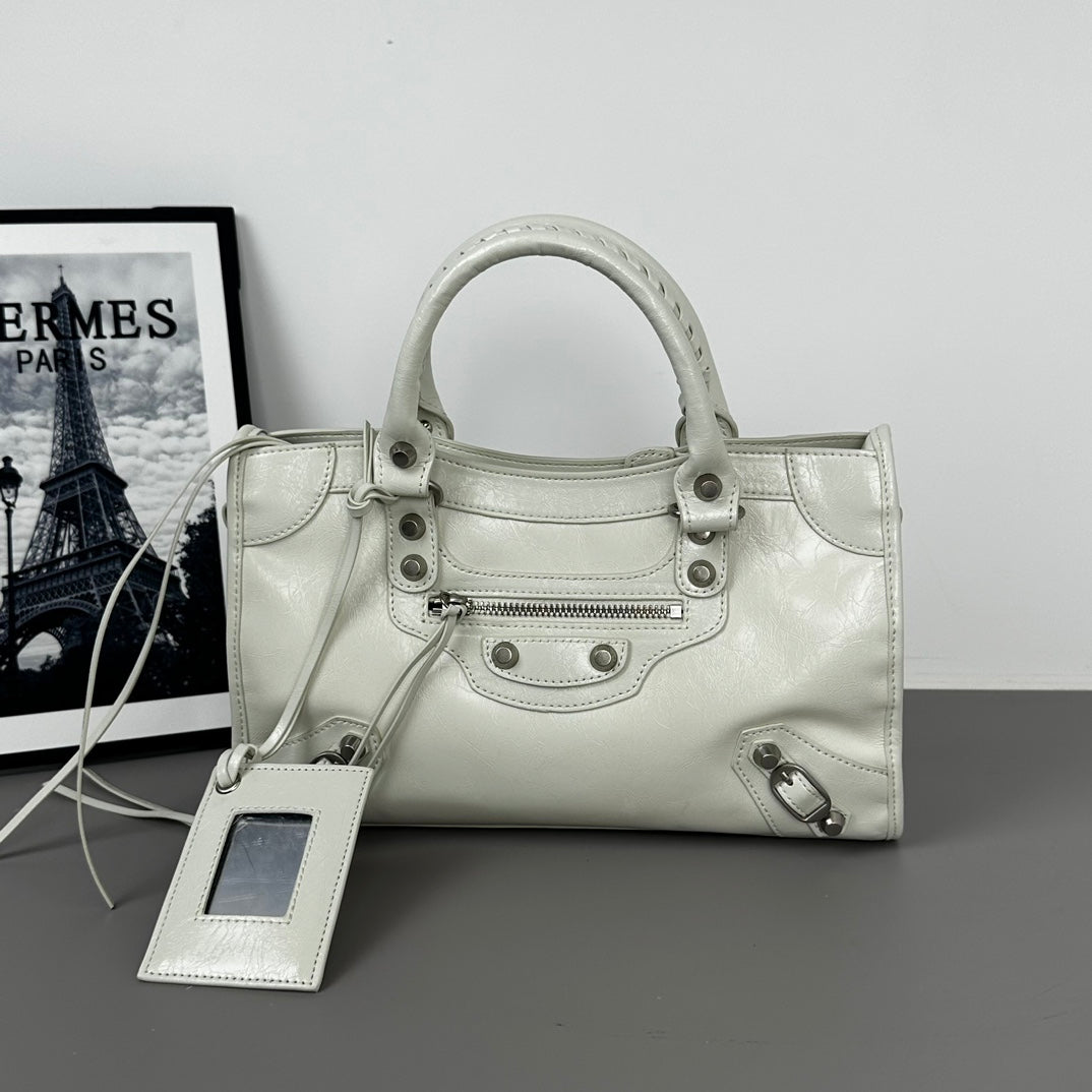 B1P36J117 Popular leather bag