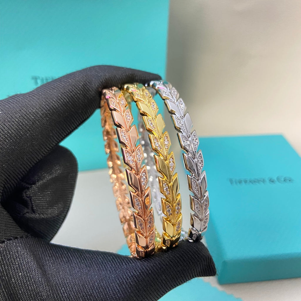 X1Q85T47K  Popular Bracelets
