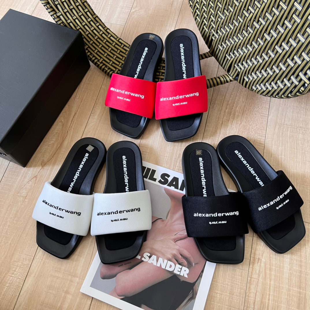 Z1ZZA5 Popular Slippers