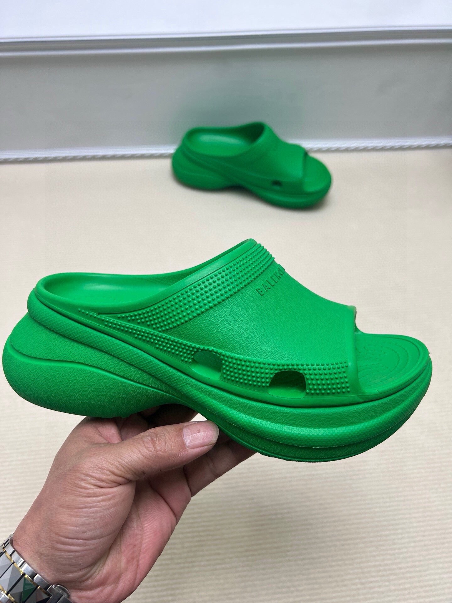 Z5ZJ41 Popular slippers Sole thickness 6cm