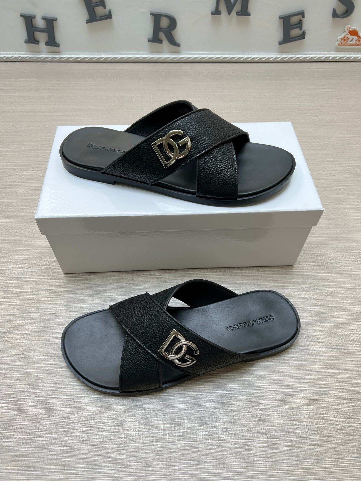Z5ZA101 Popular slippers