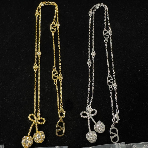 X1Q85VL109X Popular Necklace. Earrings