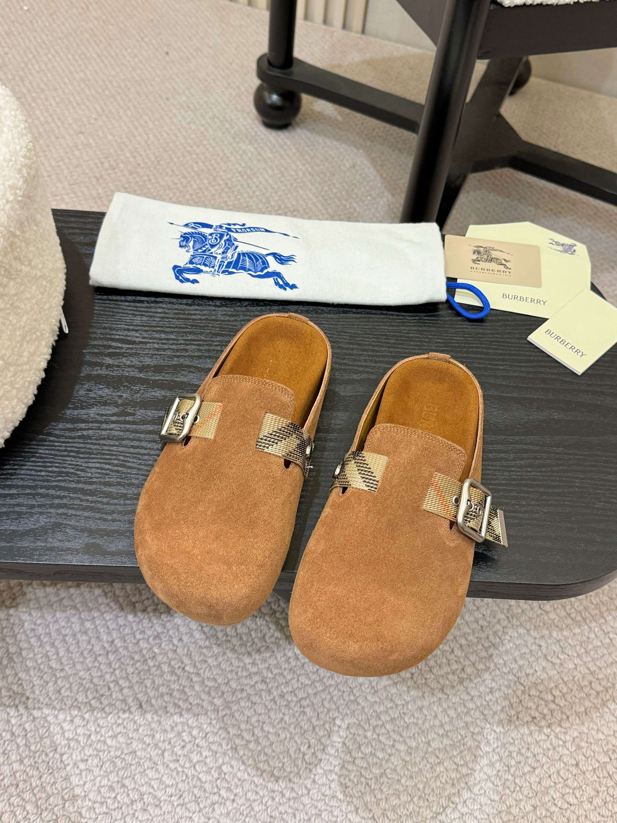 Z2Q105R242 Popular high-quality  Shoes