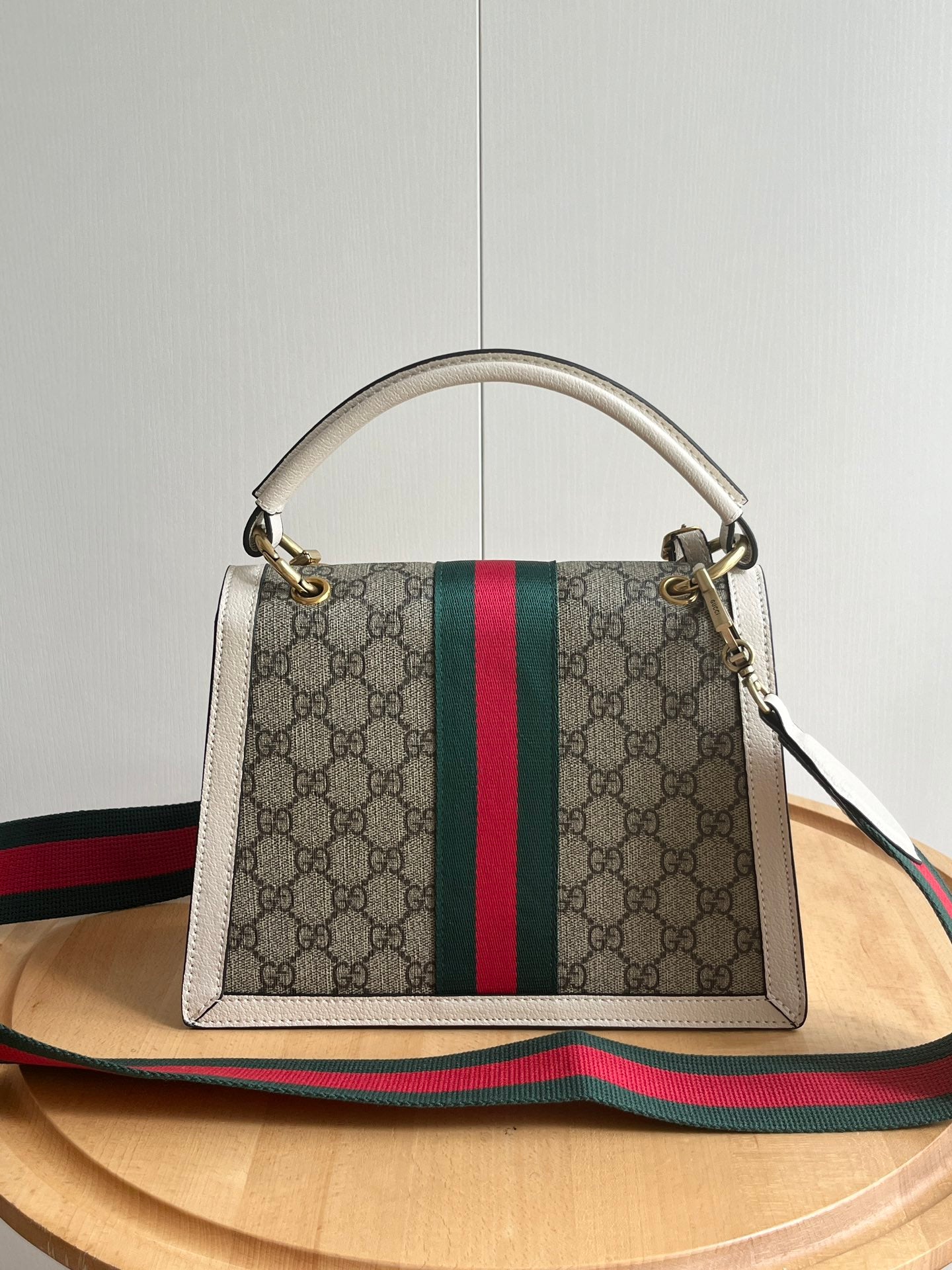 B12X64B468 Popular leather bag