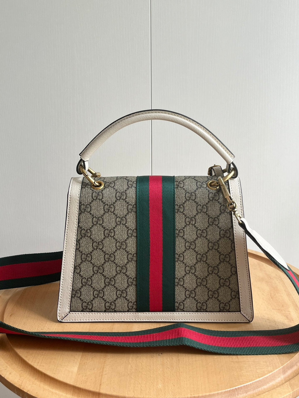 B12X64B468 Popular leather bag