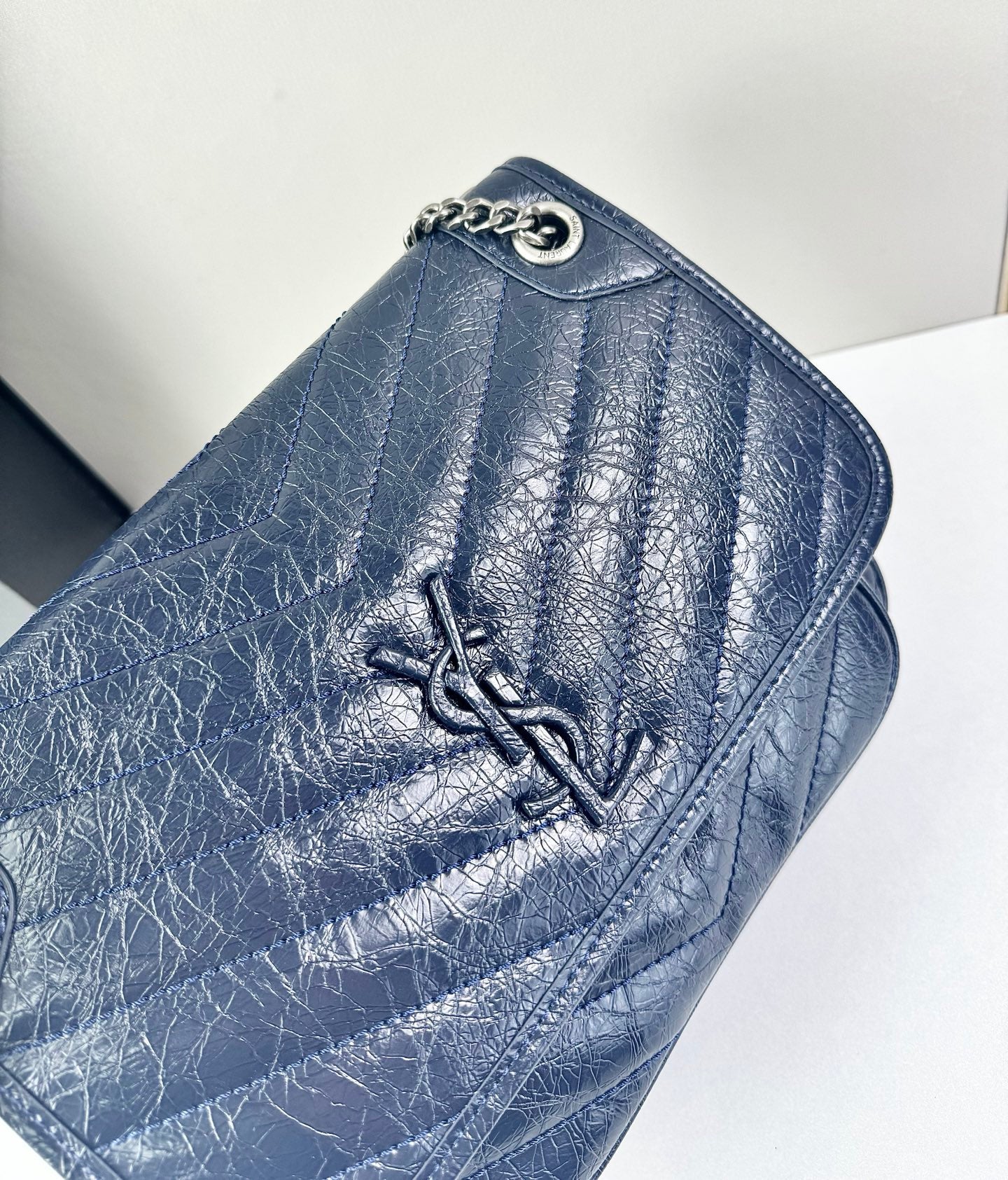B1R76SL16 Popular leather bag