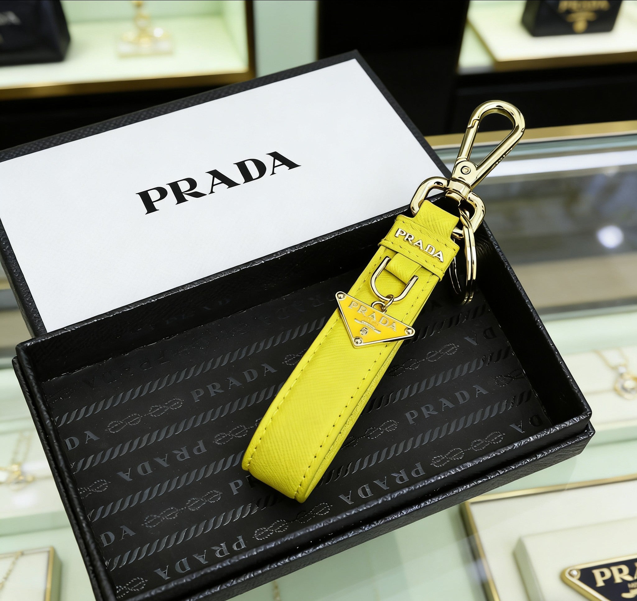 A1R46P3 Popular bag 's charms accessories