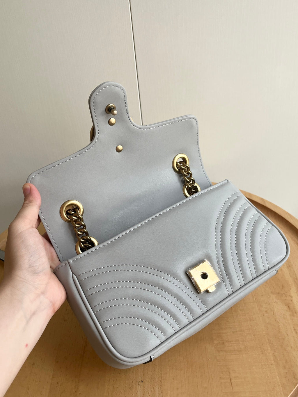 B1X54B444 Popular leather bag