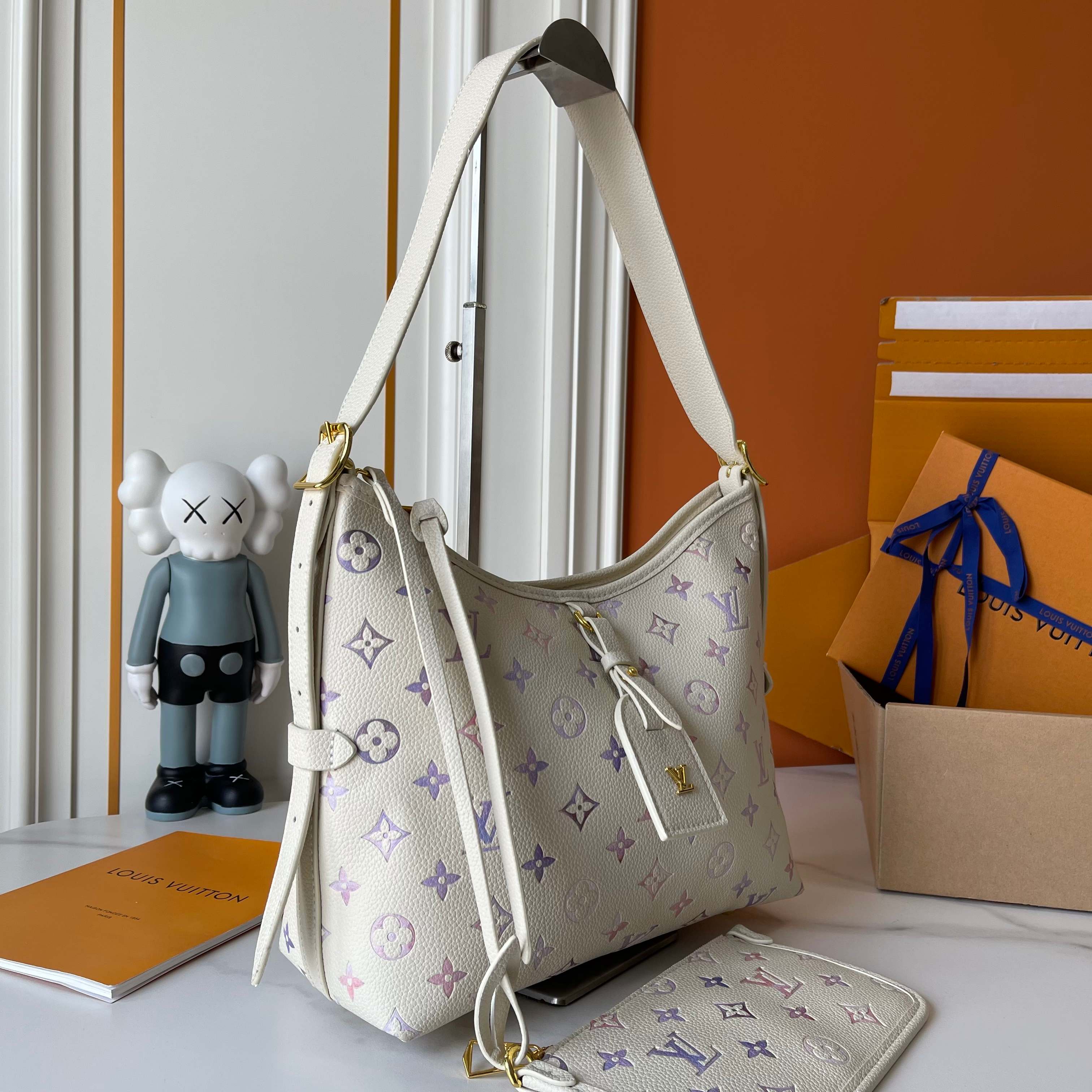B1R15E24 Popular   bag