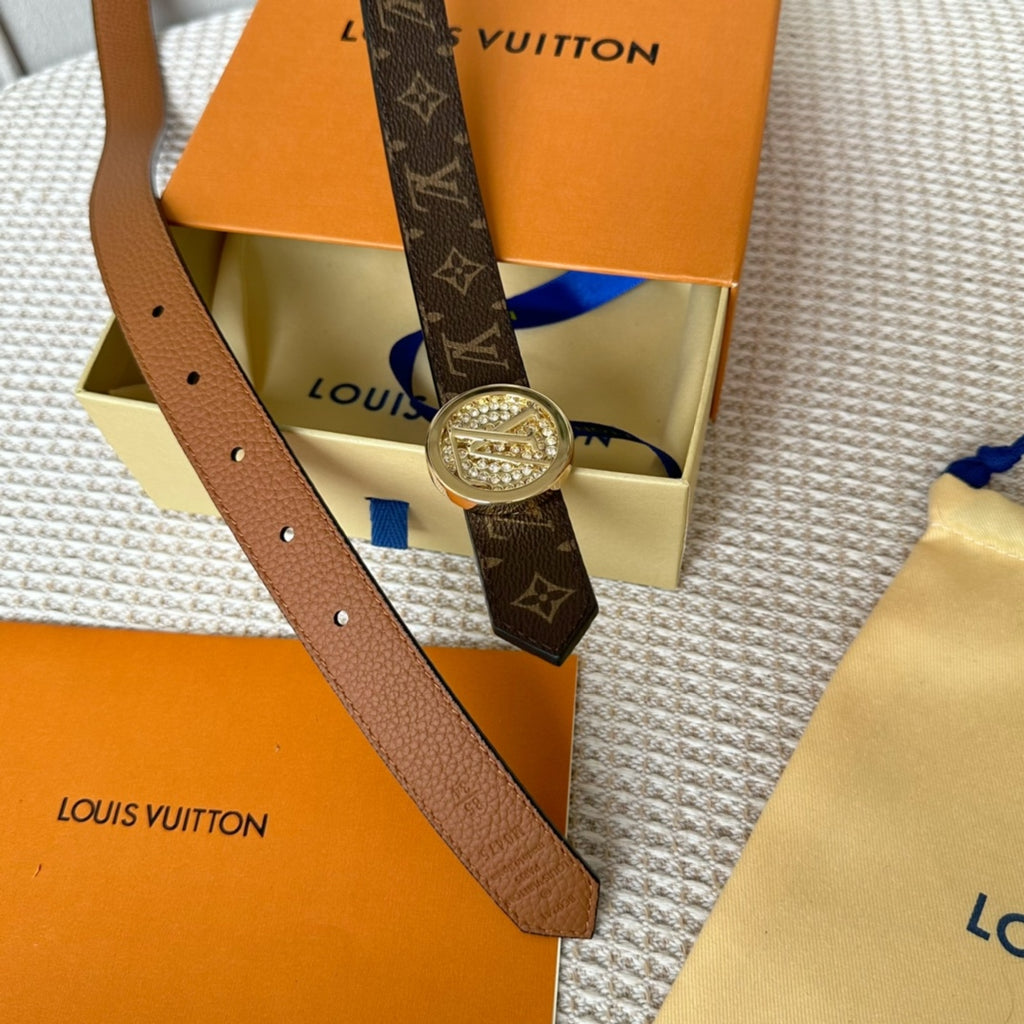 P1Q64E71 Popular  High quality belt With full package