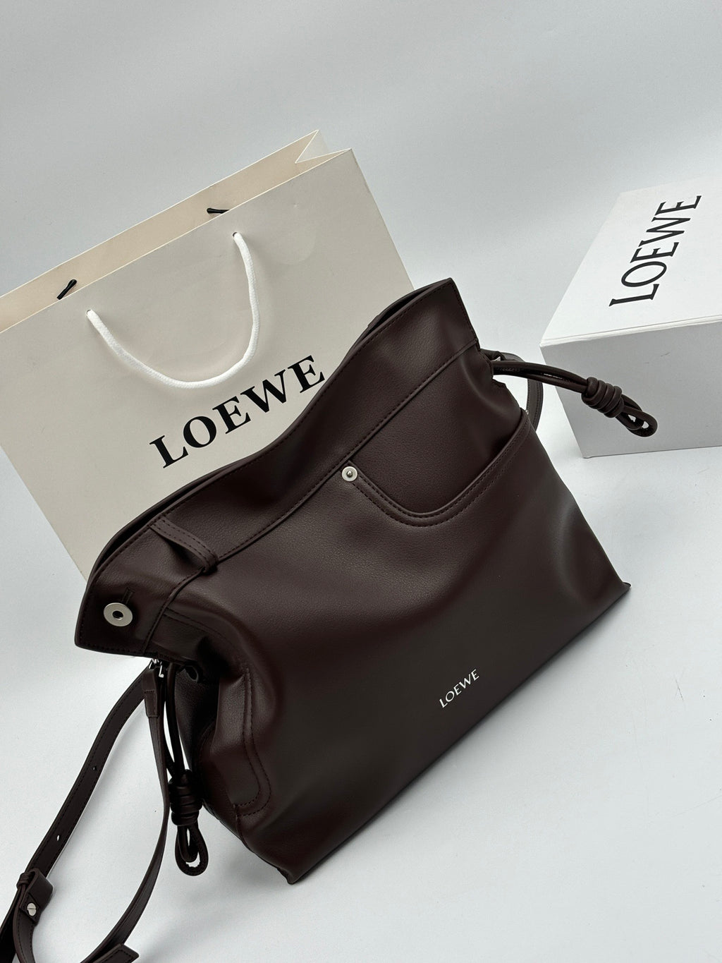 B1P36A47 Popular leather bag