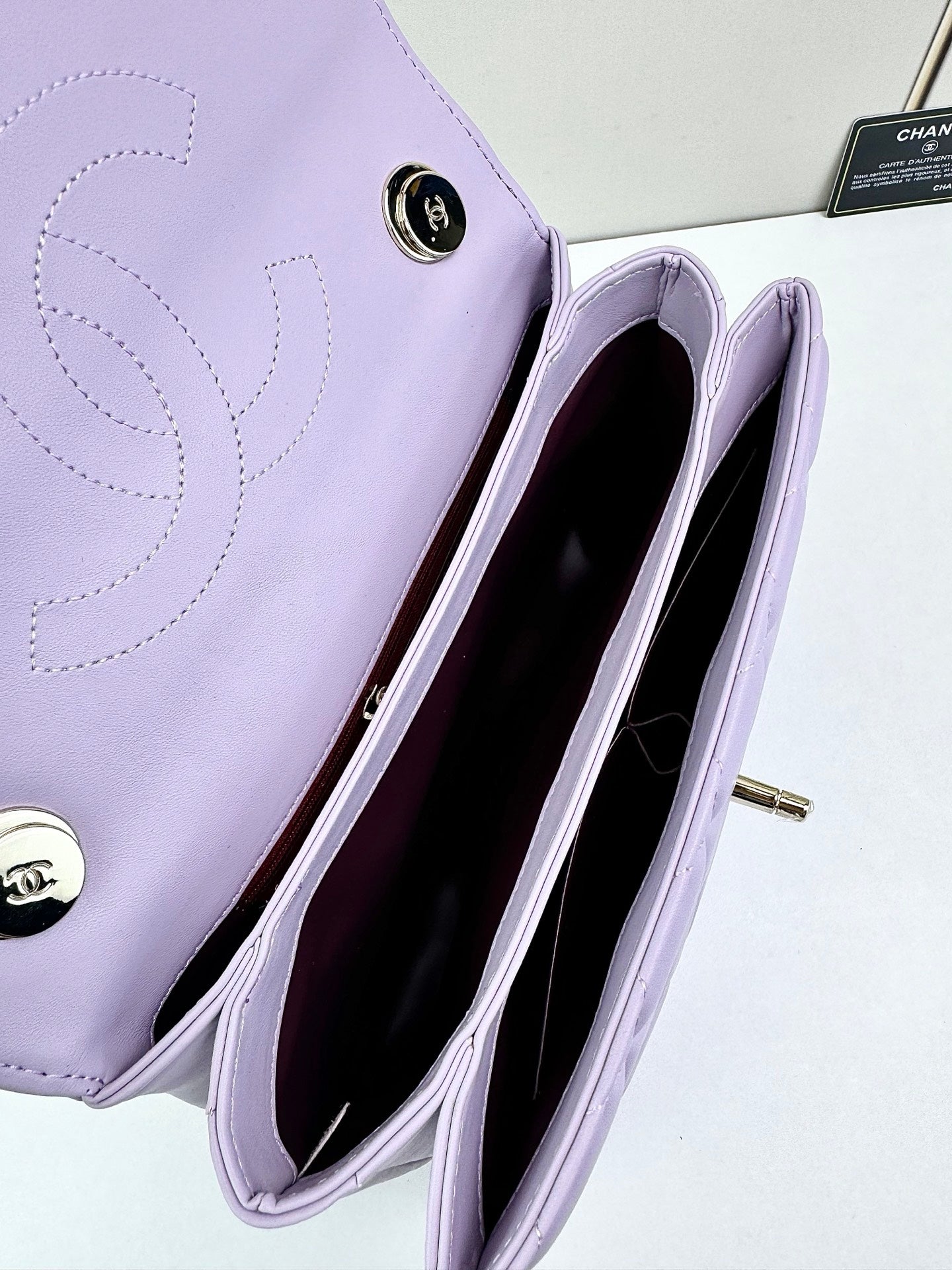 B1X76C8  Popular leather bag