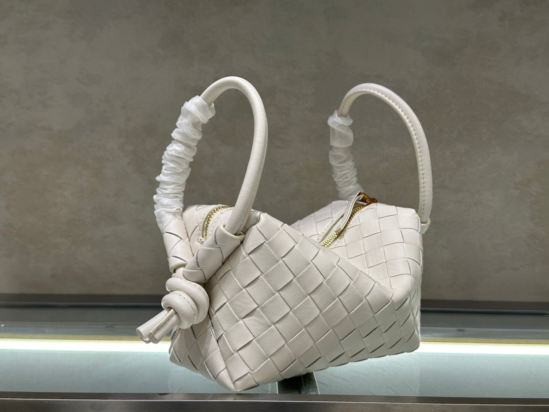 B1X104A84 Popular eather bag