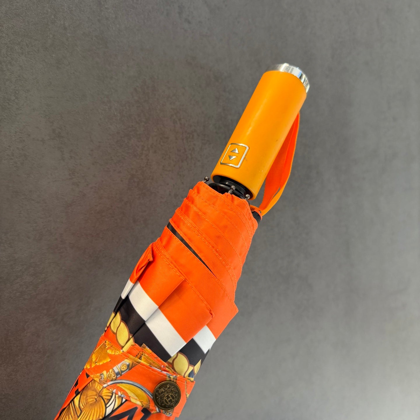 J1N36H8 Popular UV resistant umbrella