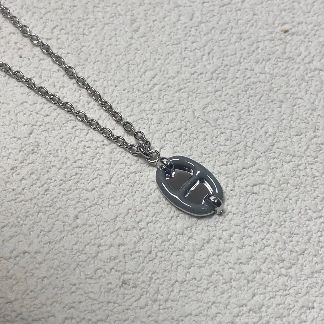 X1Q85H305X Popular Necklaces