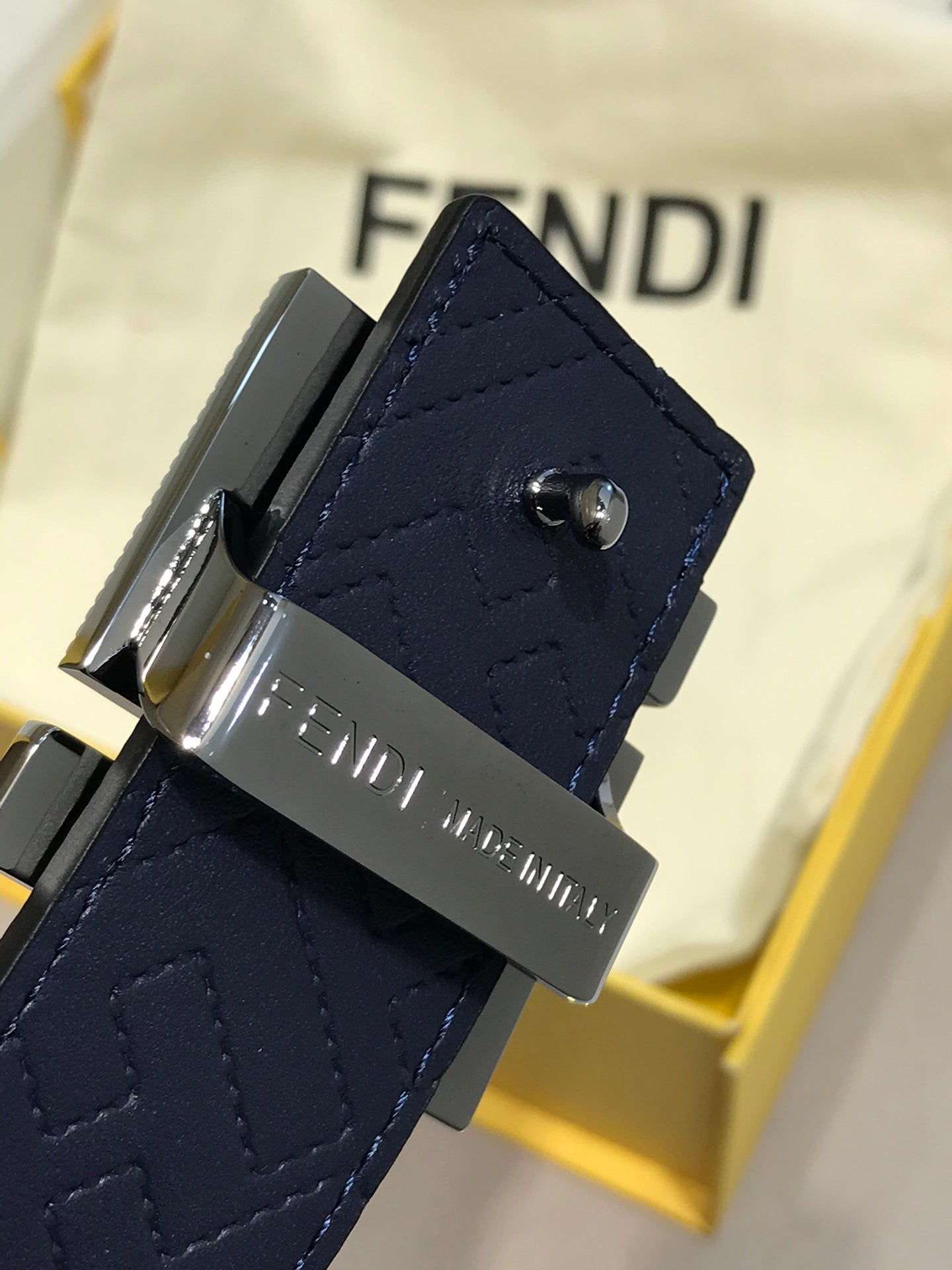P1Q64F85 Popular  High quality belt With full package